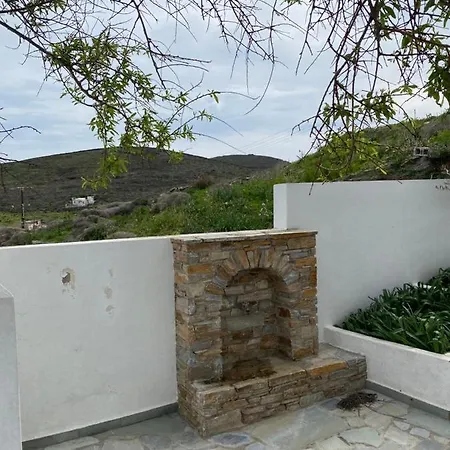 Hills Nyaraló