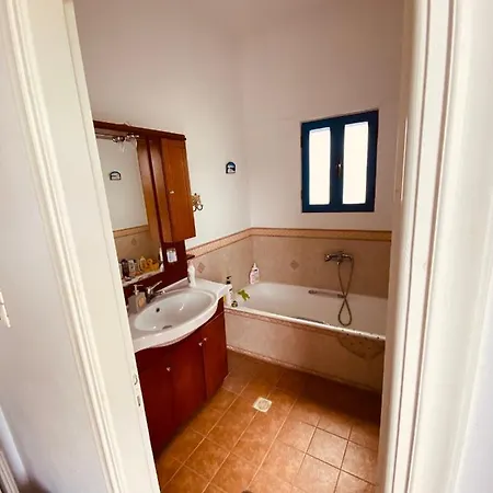 بيت للعطل Hills Loutrá