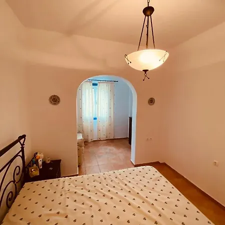 Hills بيت للعطل Loutrá