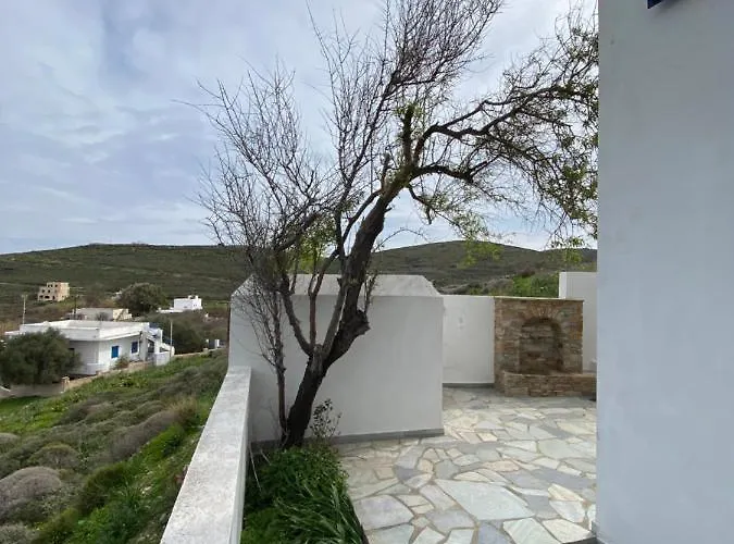 Hills 別荘 Loutrá